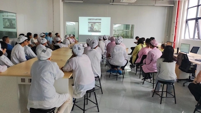 溢洋全體員工于深圳光明與惠州新廠兩地同步開展機械設備安全事故警示教育培訓