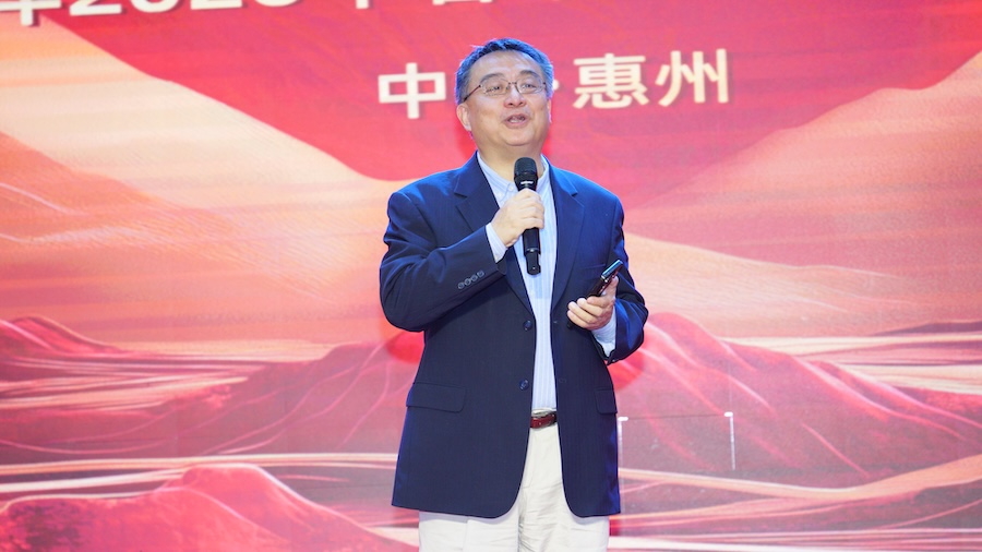 感恩有你，共创未来 —— 2026年春节晚会董事长黄晓阳博士致辞