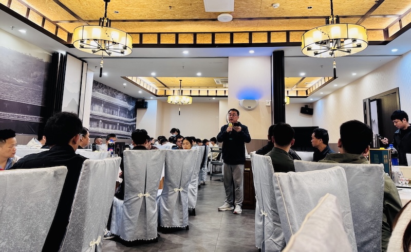 背靠背，向未来——溢洋董事长黄晓阳博士在骨干团建活动上的致辞